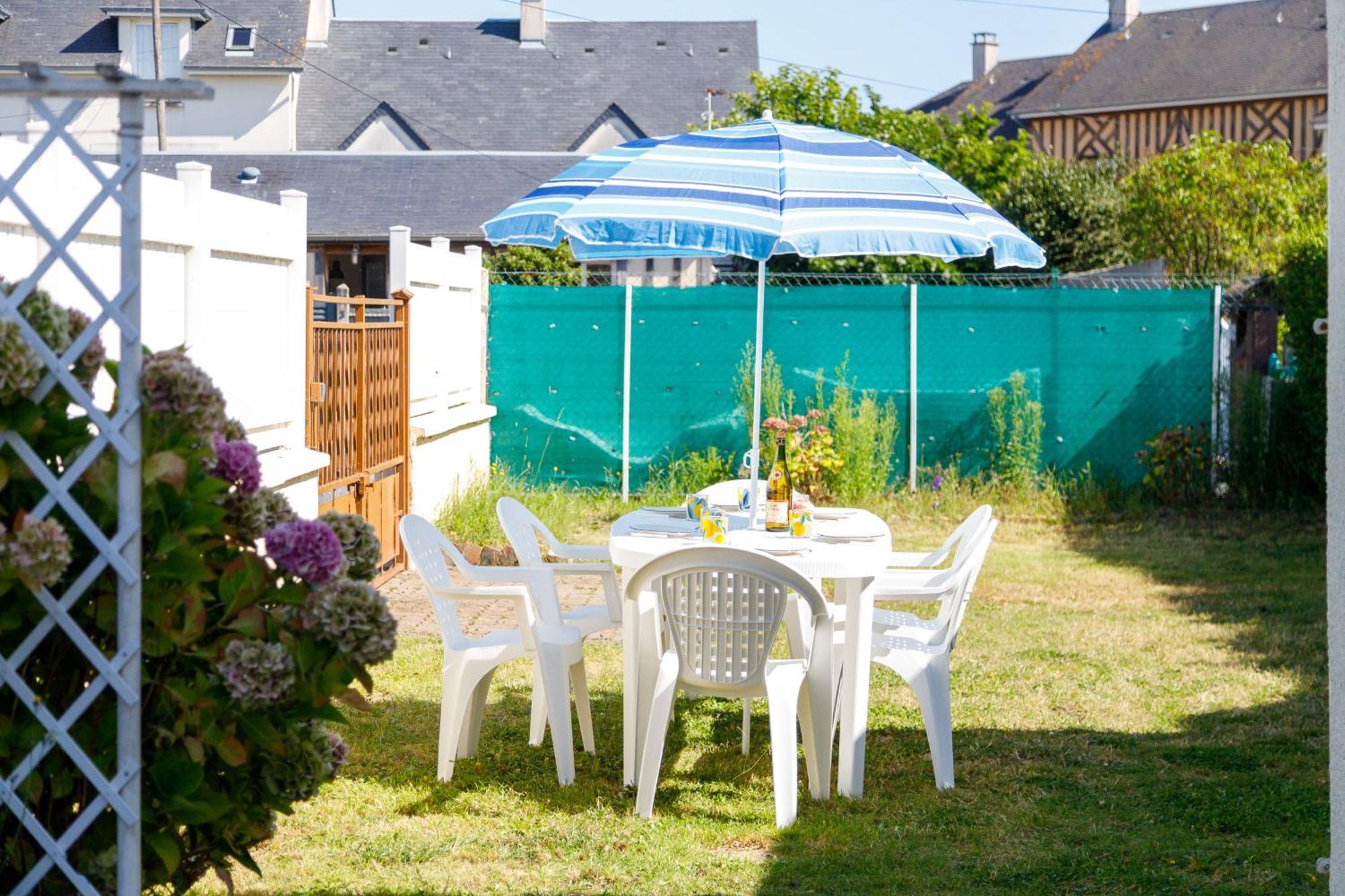 La Maison Cabourgeaise Proche Mer Kültér fotó
