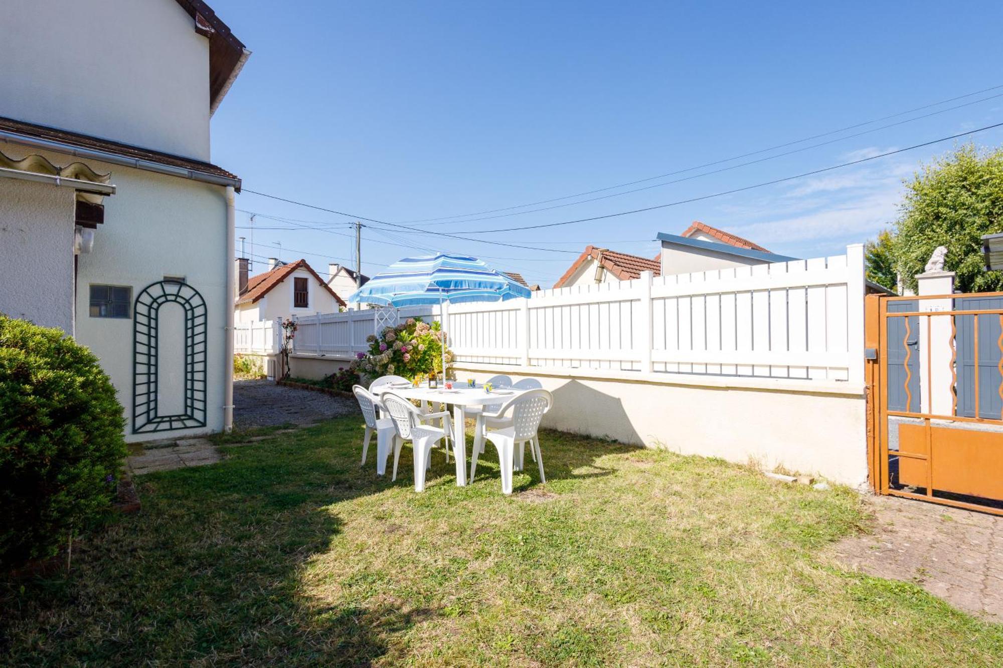 La Maison Cabourgeaise Proche Mer Kültér fotó